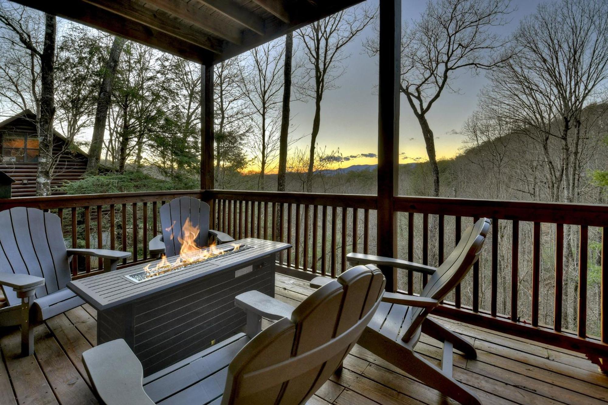 엘리제이 Talking Leaves Hot Tub Firepit And Comfy King Beds 빌라 외부 사진
